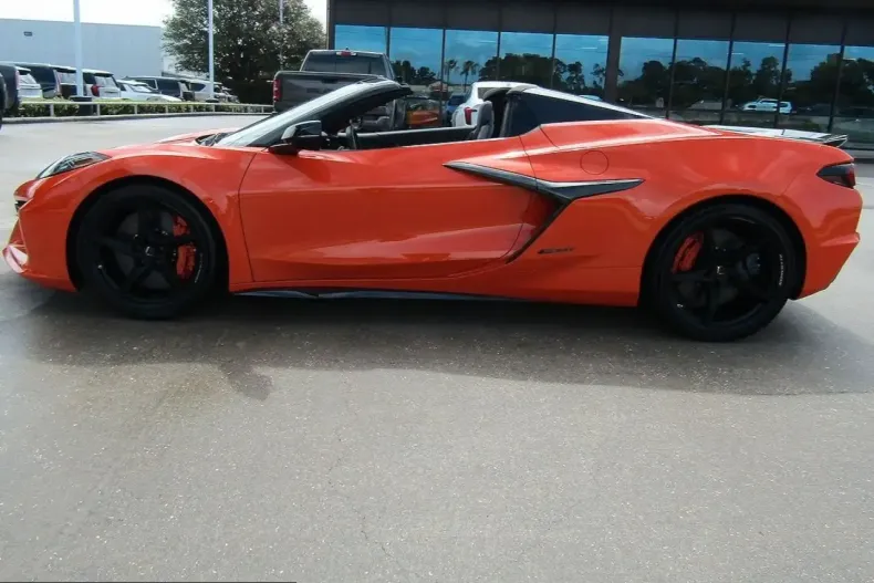 Corvette C8 din 2025 cu 5.188 km - oferta COR239007 - foto 6