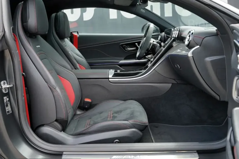 Mercedes-Benz CLE 53 AMG (Clasa CLE) din 2025 cu 27.504 km - oferta MER239016 - foto 4