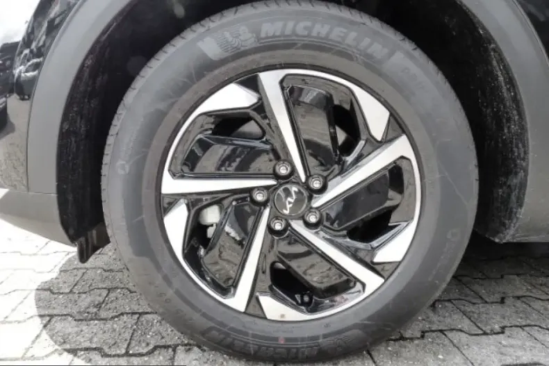 Kia Sportage din 2025 cu 10.500 km - oferta KIA239021 - foto 3