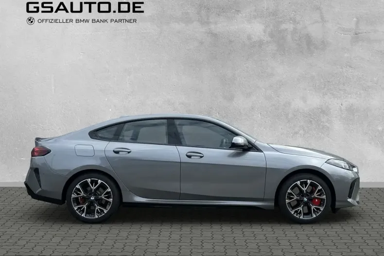 BMW 220i (Seria 2) din 2025 cu 14.699 km - oferta BMW239025 - foto 4