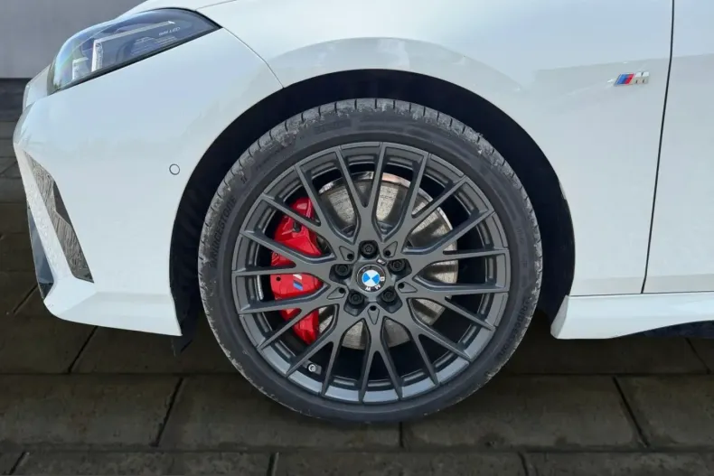 BMW 220i (Seria 2) din 2025 cu 15.800 km - oferta BMW239032 - foto 4