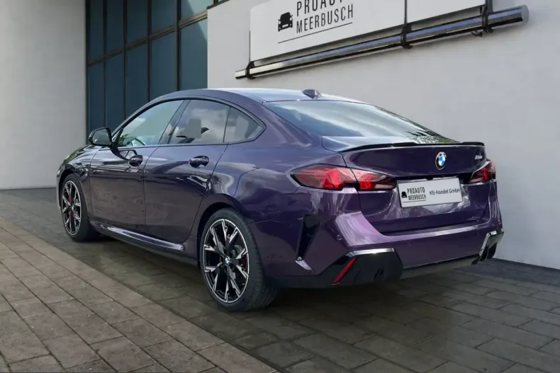 BMW 220i (Seria 2) din 2025 cu 16.000 km - oferta BMW239033 - foto 2