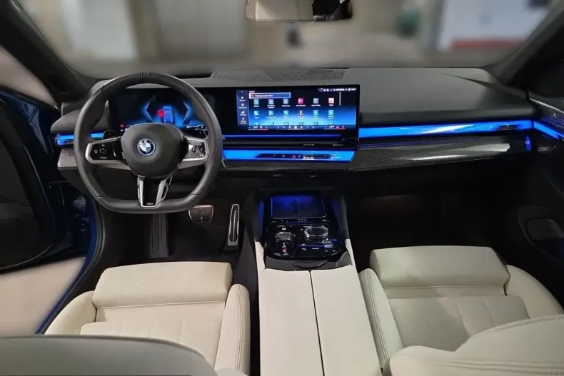 BMW 550 (Seria 5) din 2024 cu 22.900 km - oferta BMW239035 - foto 10