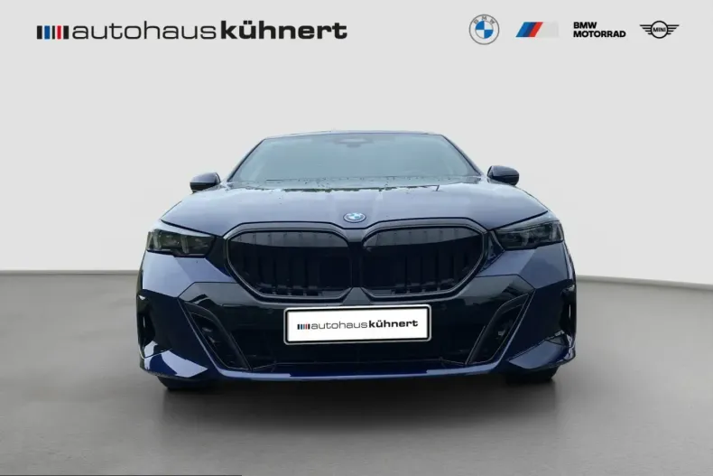 BMW 550 (Seria 5) din 2024 cu 15.109 km - oferta BMW239038 - foto 3