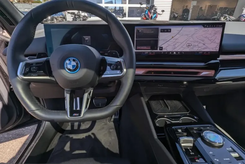 BMW 550 (Seria 5) din 2024 cu 69.987 km - oferta BMW239040 - foto 14