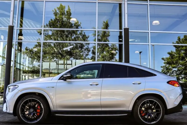 Mercedes-Benz GLE 63 AMG (Clasa GLE) din 2025 cu 12.350 km - oferta MER239078 - foto 4