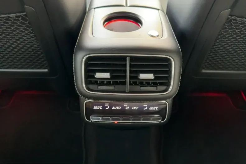 Mercedes-Benz GLE 63 AMG (Clasa GLE) din 2024 cu 27.328 km - oferta MER239083 - foto 14