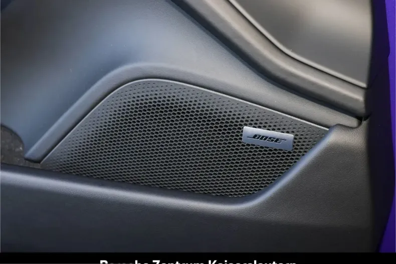 Porsche Taycan din 2025 cu 29.900 km - oferta POR239091 - foto 20