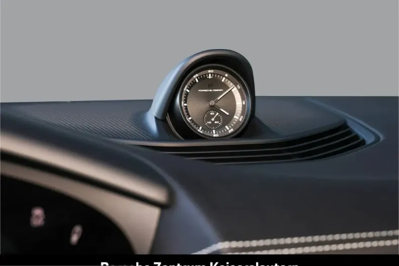 Porsche Taycan din 2025 cu 29.900 km - oferta POR239091 - foto 41