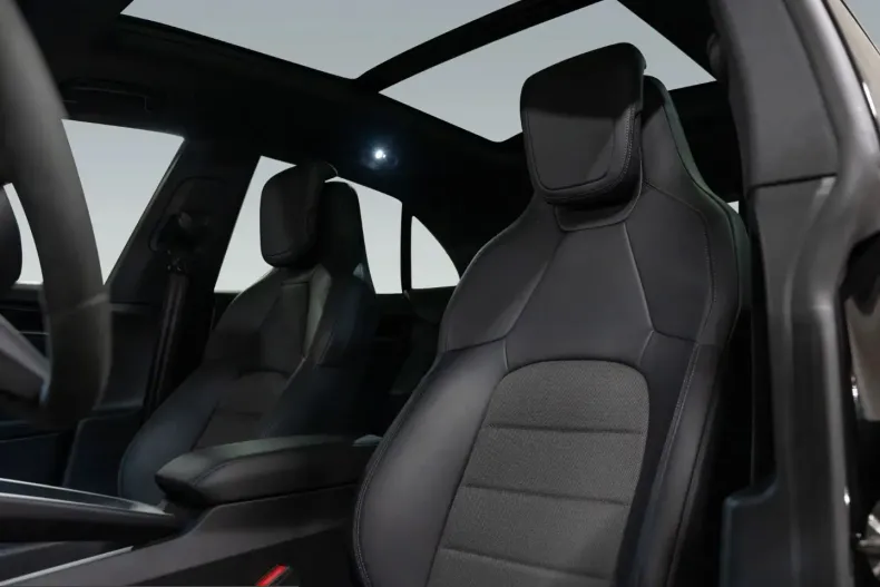 Porsche Macan din 2024 cu 15.300 km - oferta POR239096 - foto 5