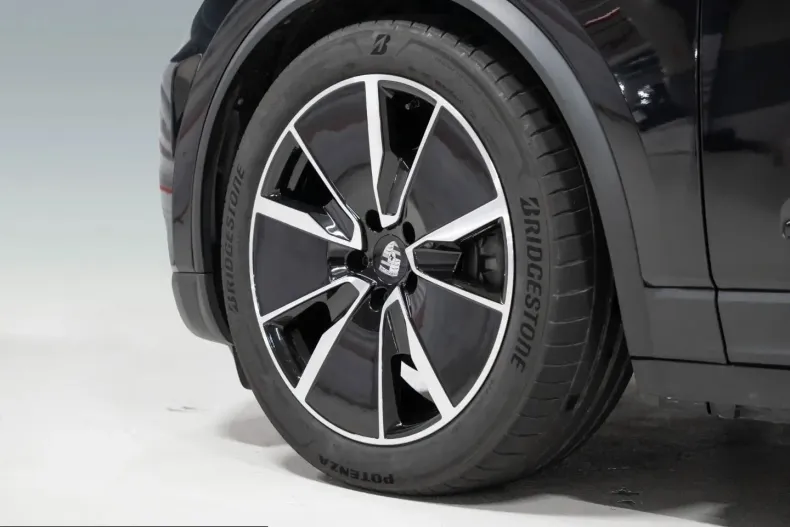 Porsche Macan din 2024 cu 15.300 km - oferta POR239096 - foto 13