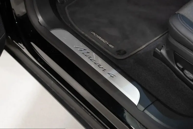 Porsche Macan din 2024 cu 15.300 km - oferta POR239096 - foto 21