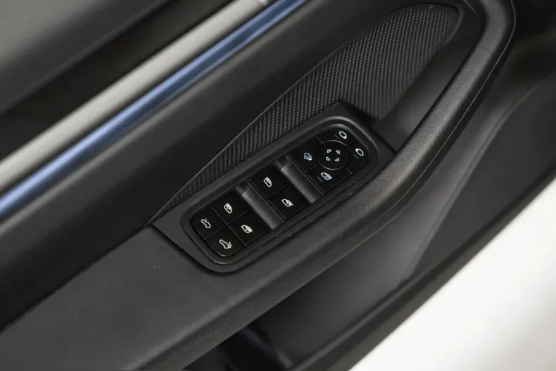 Porsche Macan din 2024 cu 15.300 km - oferta POR239096 - foto 23