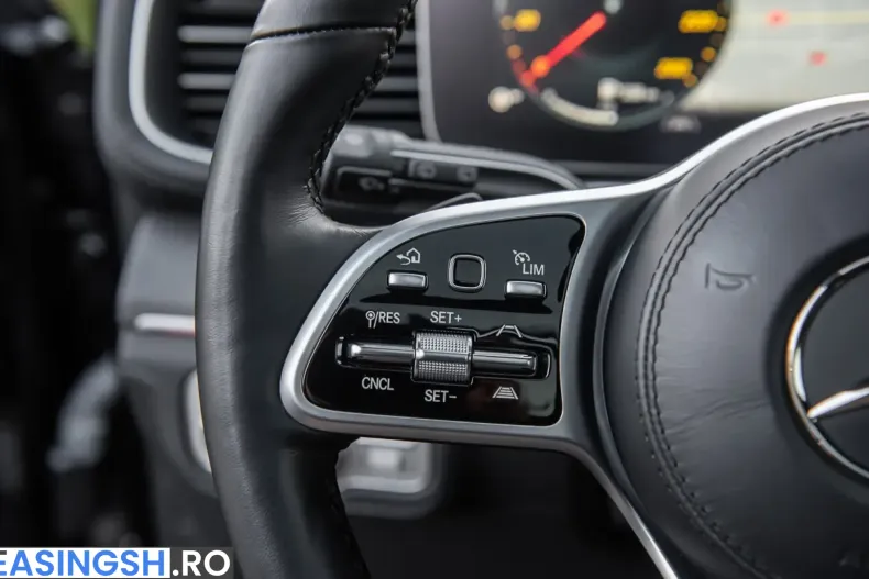 Mercedes-Benz GLE 400 (Clasa GLE) din 2022 cu 35.666 km - oferta MER239107 - foto 20