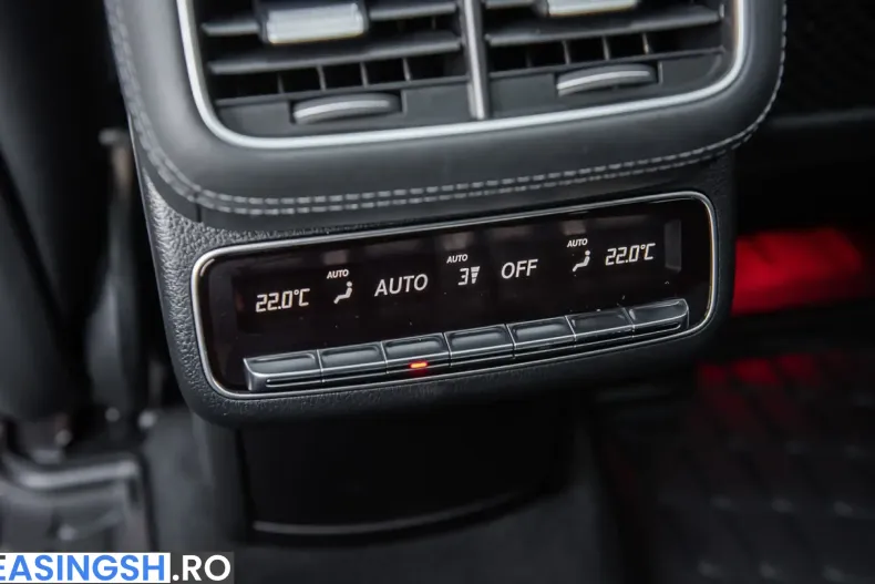 Mercedes-Benz GLE 400 (Clasa GLE) din 2022 cu 35.666 km - oferta MER239107 - foto 35