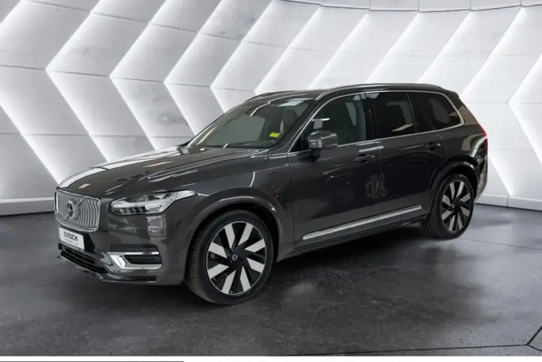 Volvo XC90 din 2024 cu 19.685 km - oferta VOL239108 - foto 1