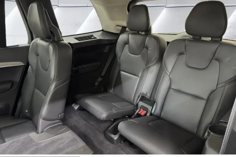Volvo XC90 din 2024 cu 19.685 km - oferta VOL239108 - foto 17