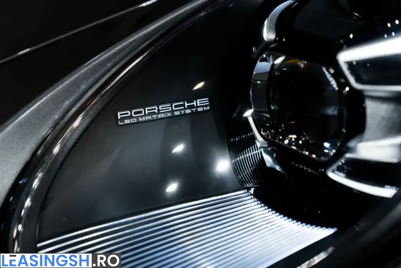 Porsche 911 din 2024 cu 10.000 km - oferta POR239116 - foto 8