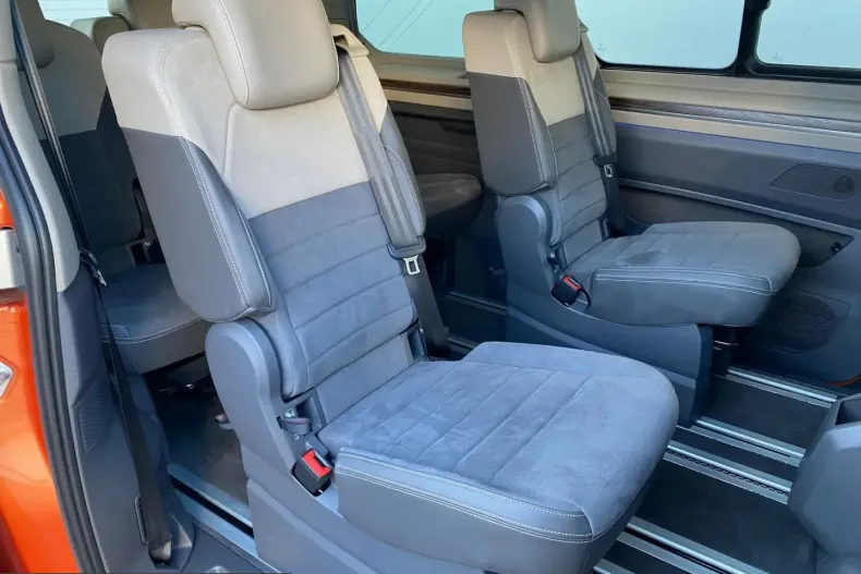 Volkswagen T7 Multivan din 2023 cu 62.300 km - oferta VOL239118 - foto 21