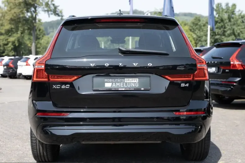 Volvo XC60 din 2023 cu 52.386 km - oferta VOL239124 - foto 3