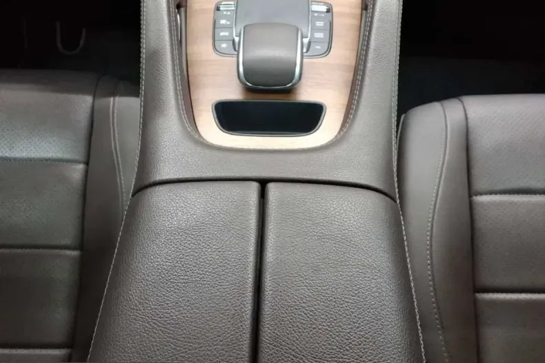 Mercedes-Benz GLE 300 (Clasa GLE) din 2022 cu 73.367 km - oferta MER239130 - foto 5