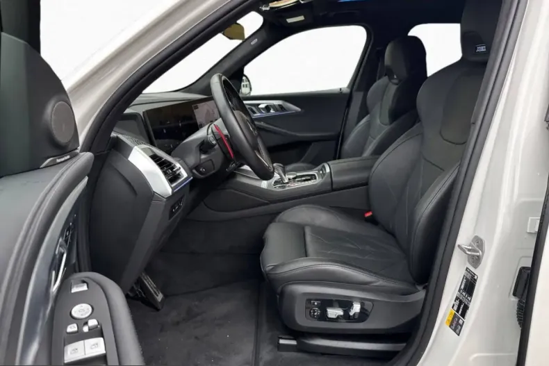 BMW XM (Seria X) din 2024 cu 29.321 km - oferta BMW239143 - foto 6