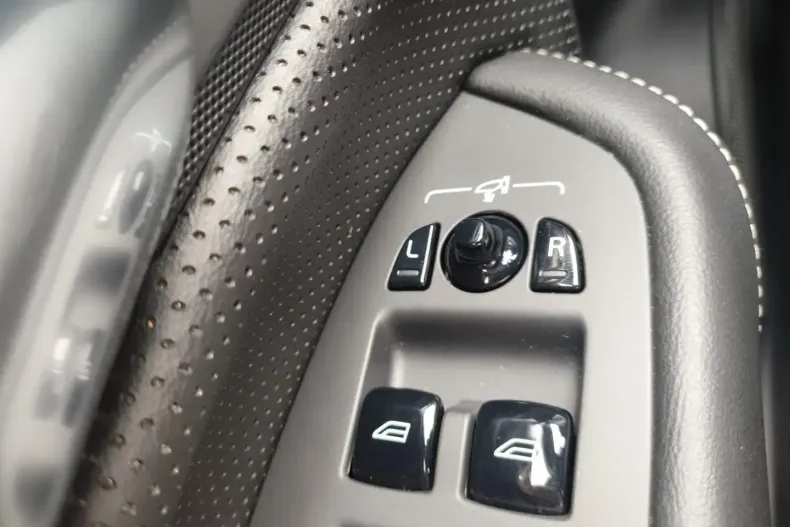 Volvo XC90 din 2021 cu 58.950 km - oferta VOL239152 - foto 14