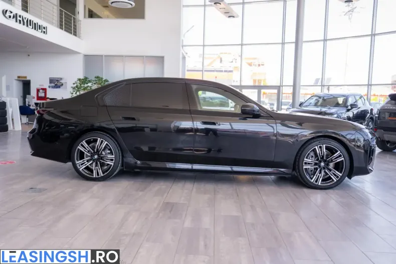 BMW 750 (Seria 7) din 2024 cu 52.262 km - oferta BMW239154 - foto 9
