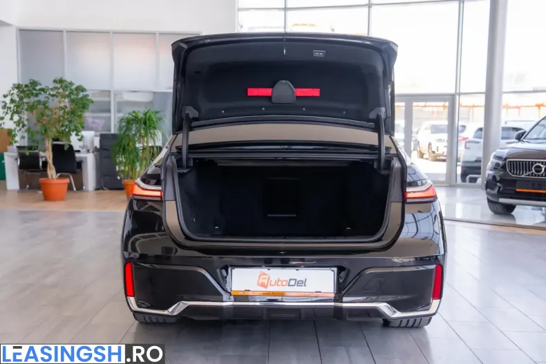 BMW 750 (Seria 7) din 2024 cu 52.262 km - oferta BMW239154 - foto 14