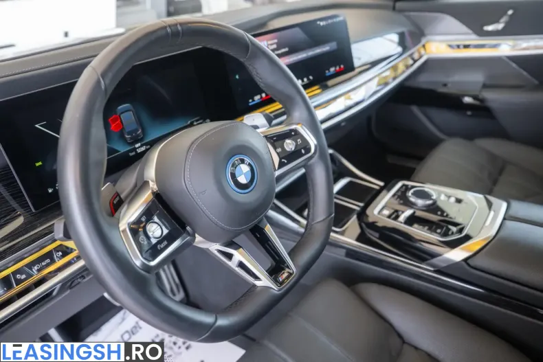 BMW 750 (Seria 7) din 2024 cu 52.262 km - oferta BMW239154 - foto 17