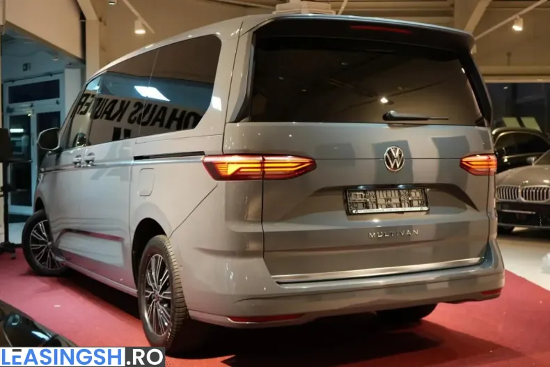Volkswagen T7 Multivan din 2024 cu 42.623 km - oferta VOL239166 - foto 2