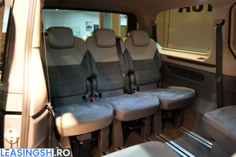 Volkswagen T7 Multivan din 2024 cu 42.623 km - oferta VOL239166 - foto 11