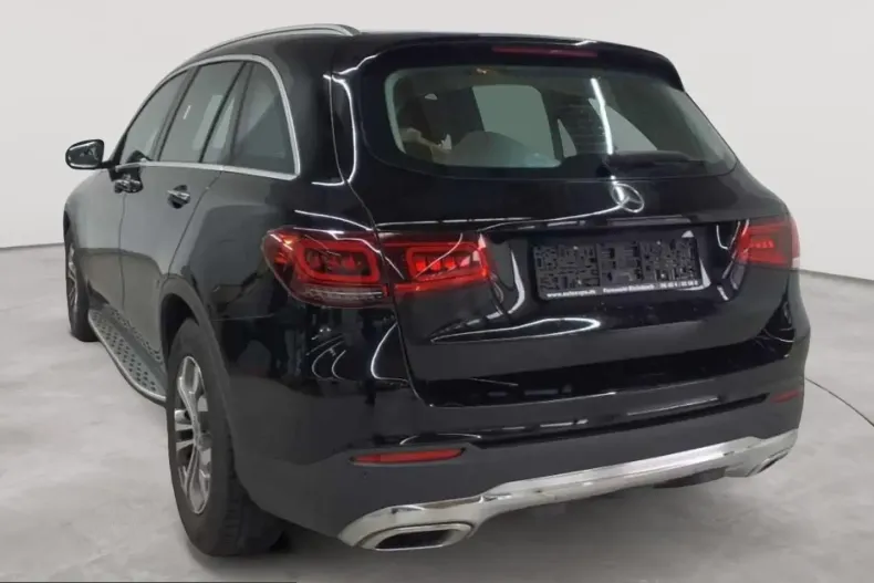 Mercedes-Benz GLC 220 (Clasa GLC) din 2021 cu 90.313 km - oferta MER239169 - foto 2