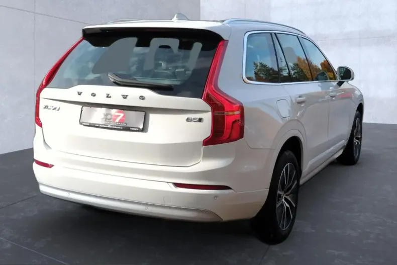 Volvo XC90 din 2021 cu 50.750 km - oferta VOL239173 - foto 4