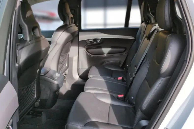 Volvo XC90 din 2021 cu 50.750 km - oferta VOL239173 - foto 17