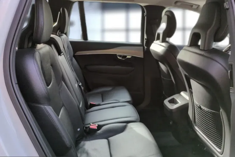 Volvo XC90 din 2021 cu 50.750 km - oferta VOL239173 - foto 20
