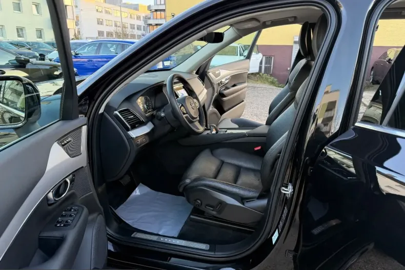 Volvo XC90 din 2022 cu 79.000 km - oferta VOL239174 - foto 9