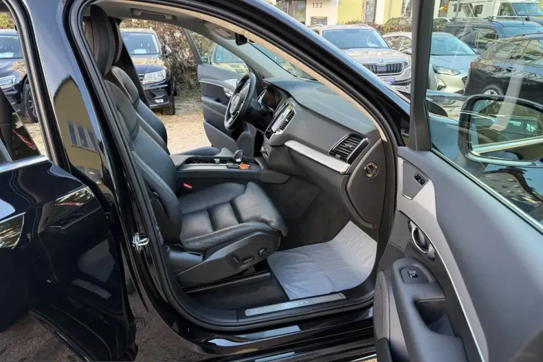 Volvo XC90 din 2022 cu 79.000 km - oferta VOL239174 - foto 13