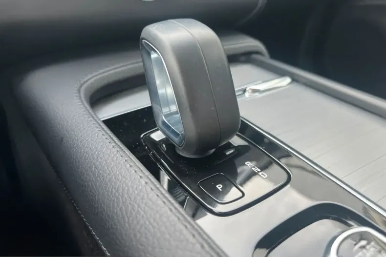 Volvo XC90 din 2021 cu 98.384 km - oferta VOL239175 - foto 24