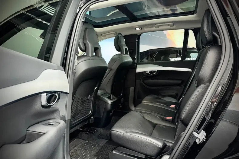 Volvo XC90 din 2021 cu 98.158 km - oferta VOL239176 - foto 10