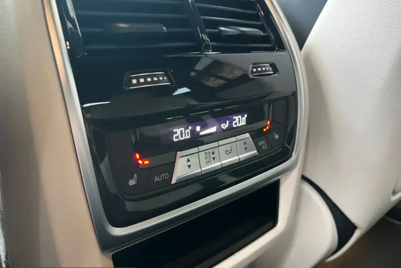BMW X6 (Seria X) din 2022 cu 81.999 km - oferta BMW239177 - foto 19