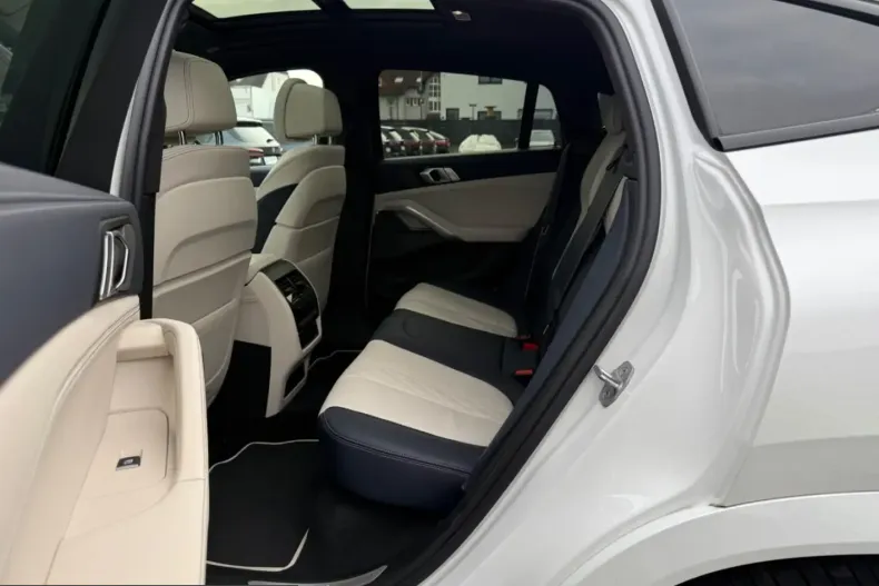 BMW X6 (Seria X) din 2022 cu 54.726 km - oferta BMW239178 - foto 11