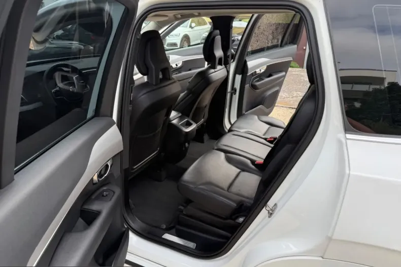 Volvo XC90 din 2021 cu 85.000 km - oferta VOL239179 - foto 13