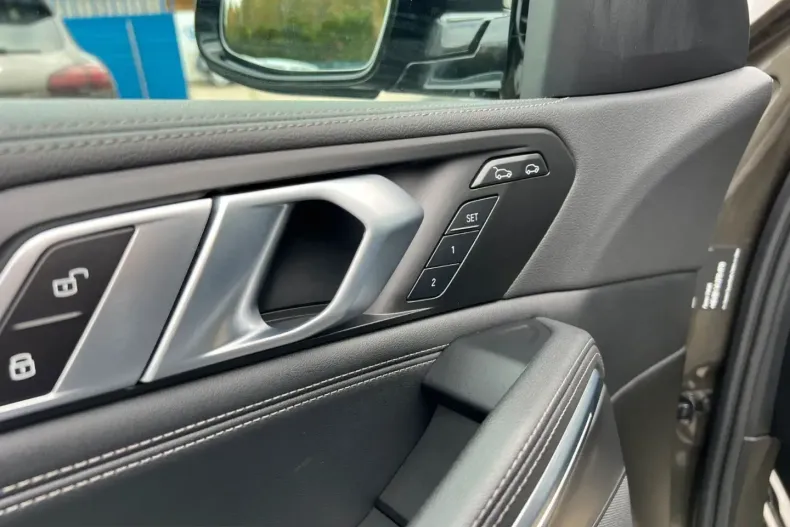 BMW X6 (Seria X) din 2023 cu 67.457 km - oferta BMW239180 - foto 19