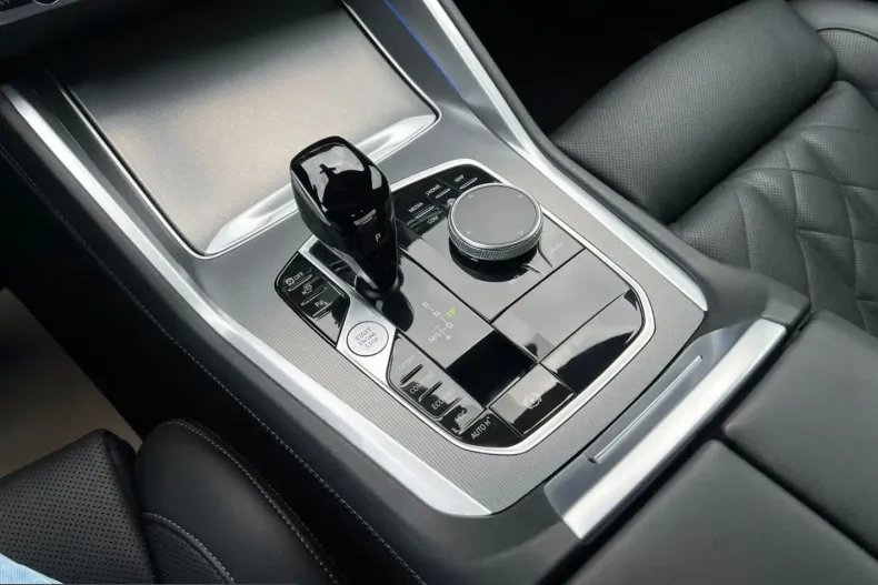 BMW X6 (Seria X) din 2023 cu 67.457 km - oferta BMW239180 - foto 26
