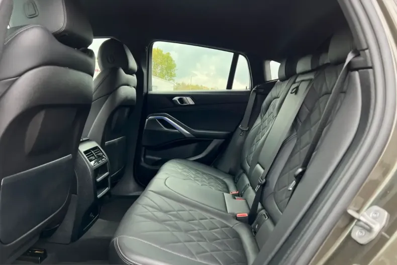 BMW X6 (Seria X) din 2023 cu 67.457 km - oferta BMW239180 - foto 27