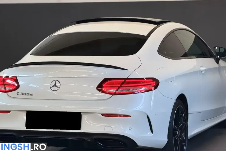 Mercedes-Benz C 300 (Clasa C) din 2022 cu 52.000 km - oferta MER239182 - foto 8