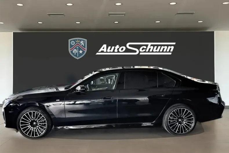 BMW 740d (Seria 7) din 2025 cu 27.480 km - oferta BMW239184 - foto 22