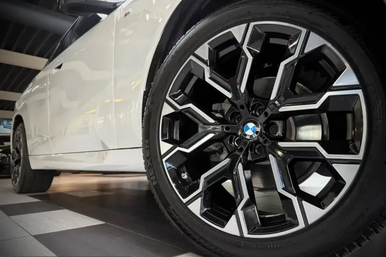 BMW X3 (Seria X) din 2025 cu 15.000 km - oferta BMW239188 - foto 6