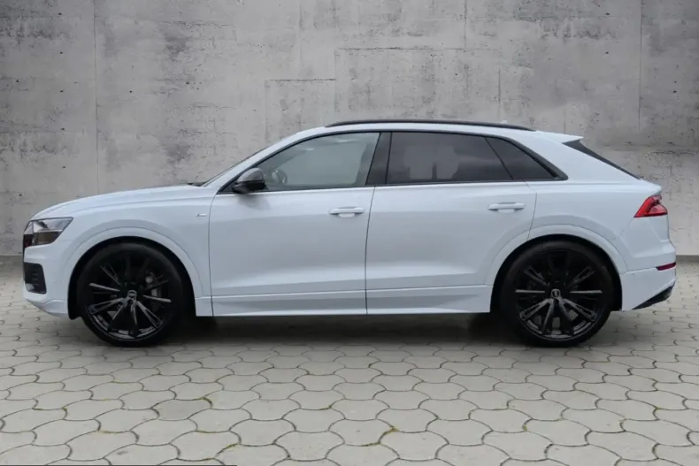 Audi Q8 din 2023 cu 63.400 km - oferta AUD239191 - foto 1